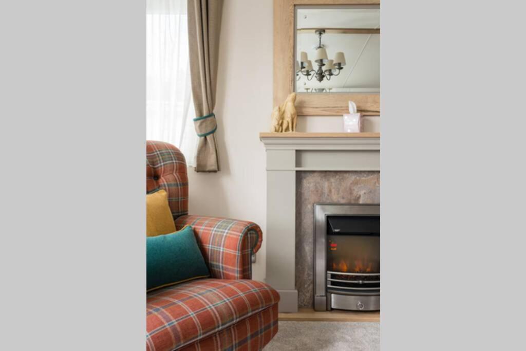 The Warren Vila South Cerney Exterior foto