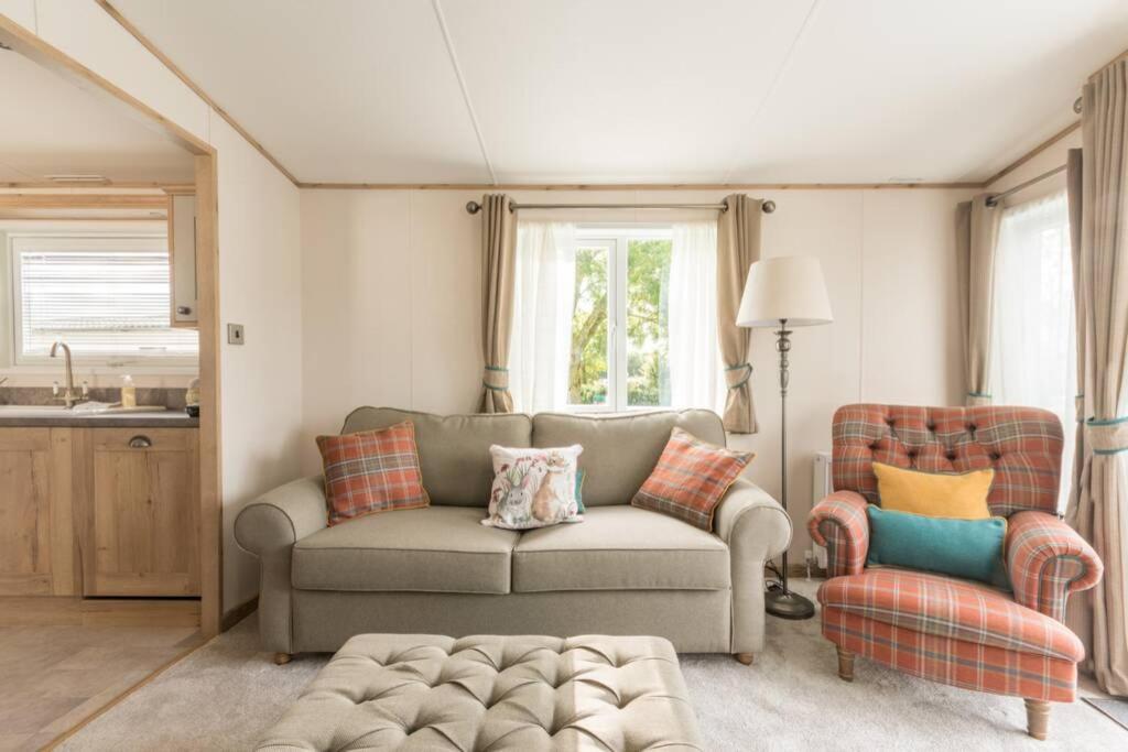 The Warren Vila South Cerney Exterior foto
