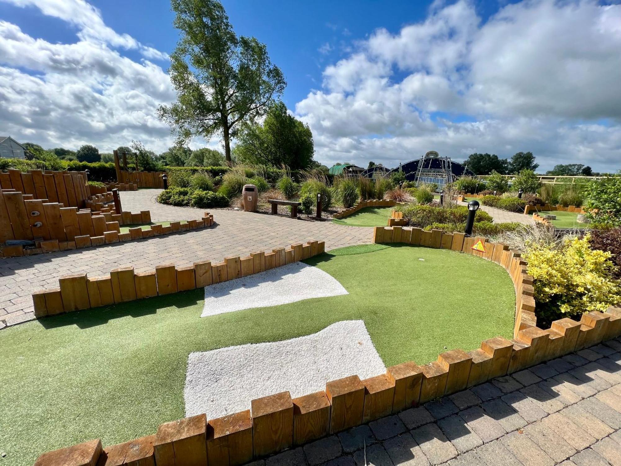 The Warren Vila South Cerney Exterior foto