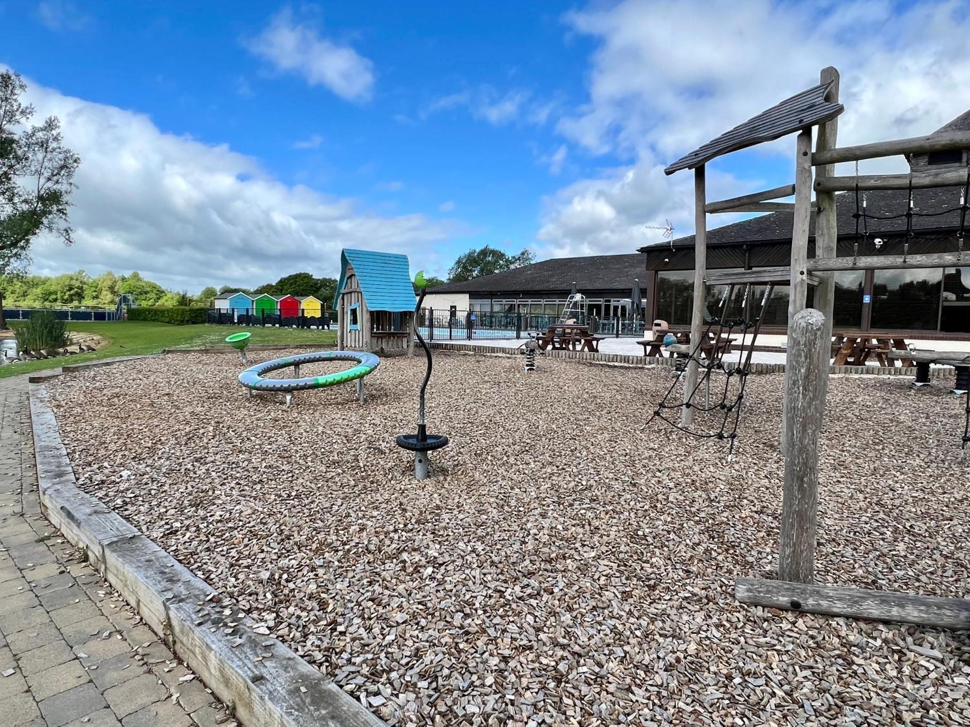 The Warren Vila South Cerney Exterior foto
